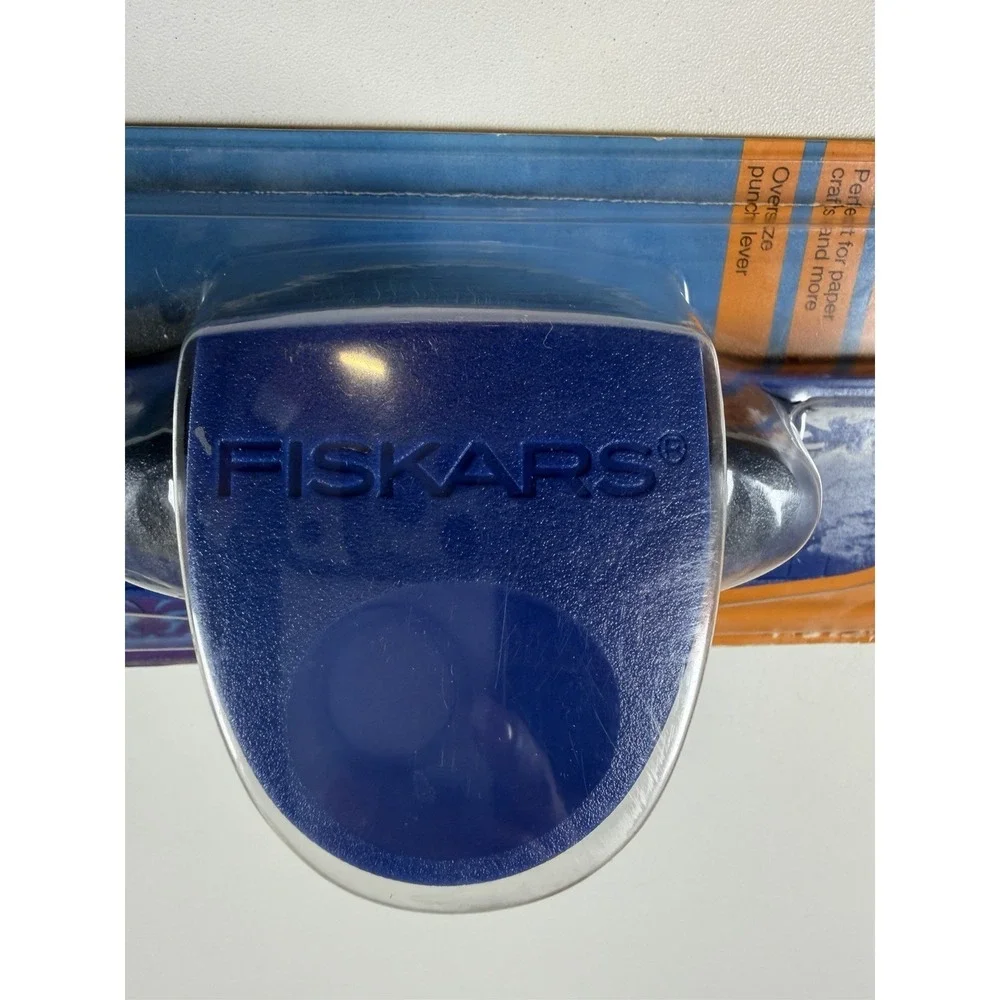Fiskars Paper Punch Border Rope Oversize Punch Lever Continuous Patterned Border - Picture 7 of 7